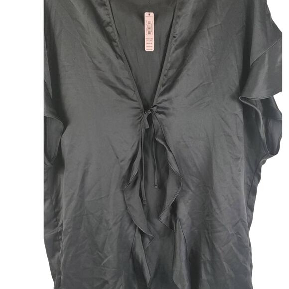 Victoria Secret Love Black Silky Robe OSFM NWT MSRP $58 - Picture 2 of 7
